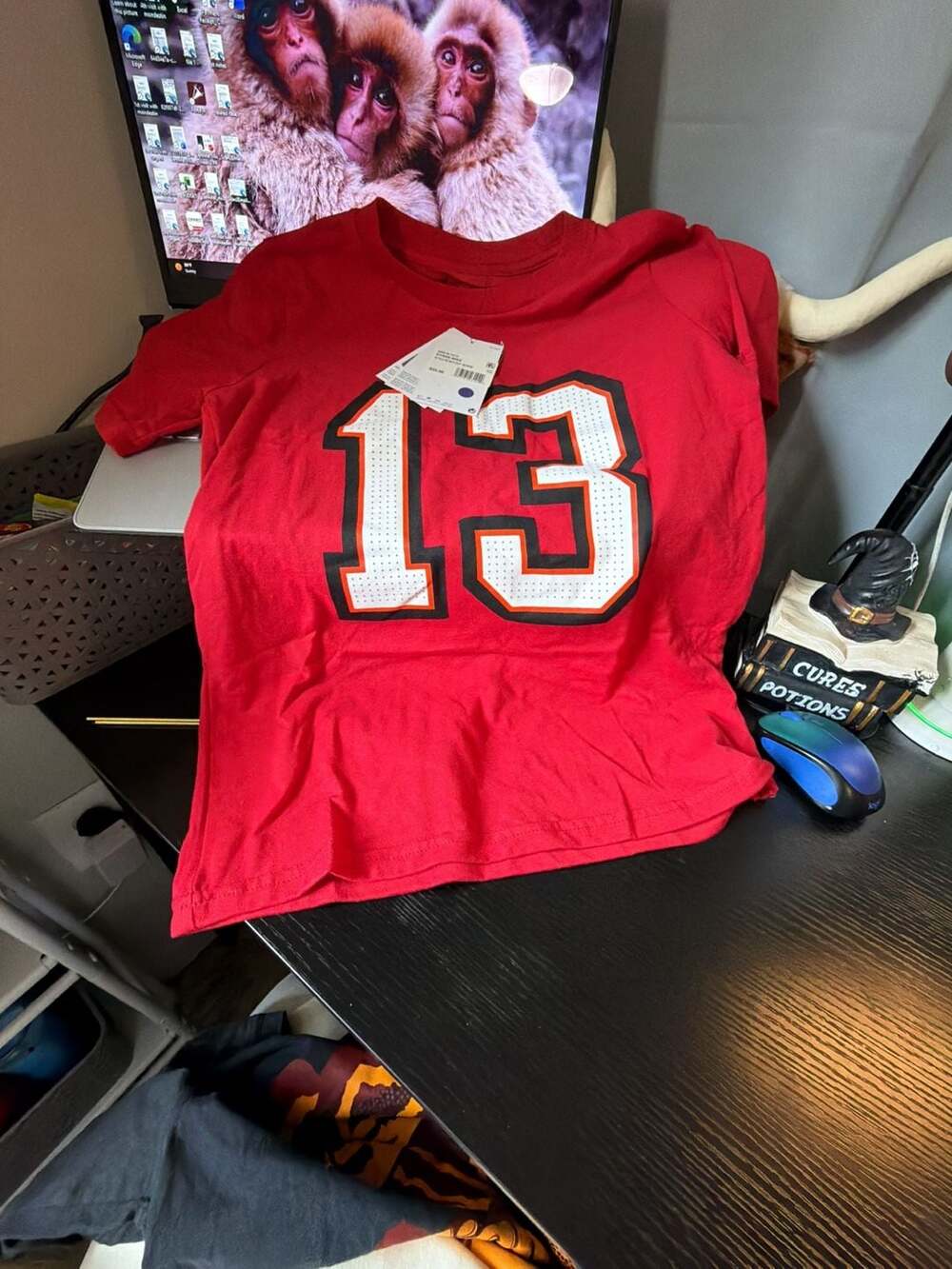 Nike Tampa Bay Buccaneers Mike Evans #13 Red Name & Number Graphic T-Shirt Youth